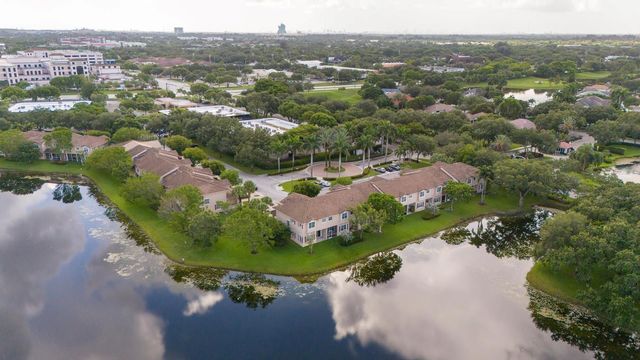 3501 Lakeside Drive, Davie, FL 33328