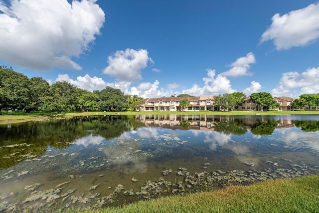 3501 Lakeside Drive, Davie, FL 33328