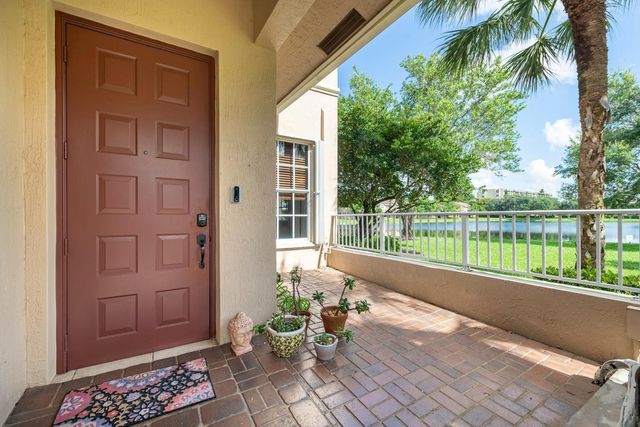 3501 Lakeside Drive, Davie, FL 33328