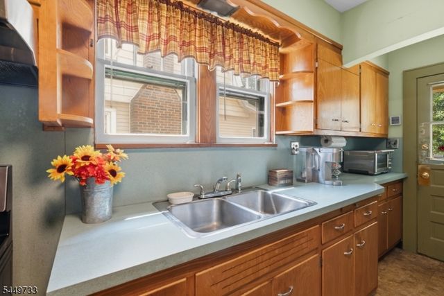 12 Montclair Ave, Nutley Twp., NJ 07110