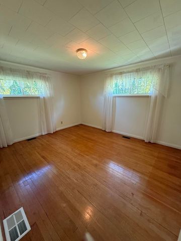 6162 Prairie Road 6162 Prairie Road, Springfield, OH 45502