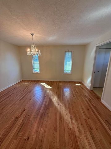 6162 Prairie Road 6162 Prairie Road, Springfield, OH 45502