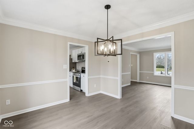 11021 Brentwood Avenue, Zionsville, IN 46077