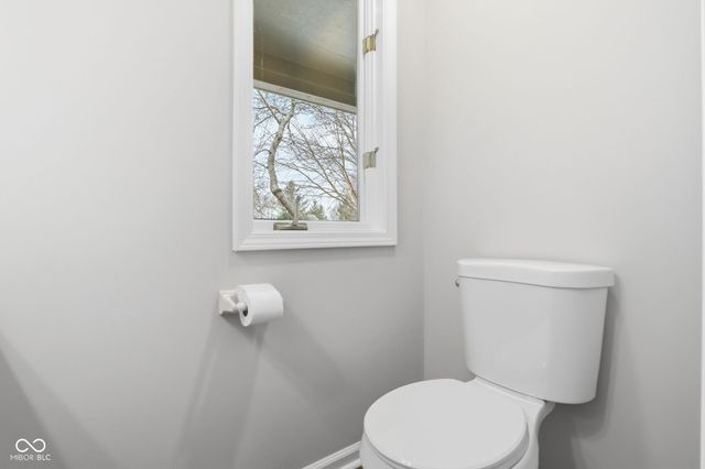 11021 Brentwood Avenue, Zionsville, IN 46077