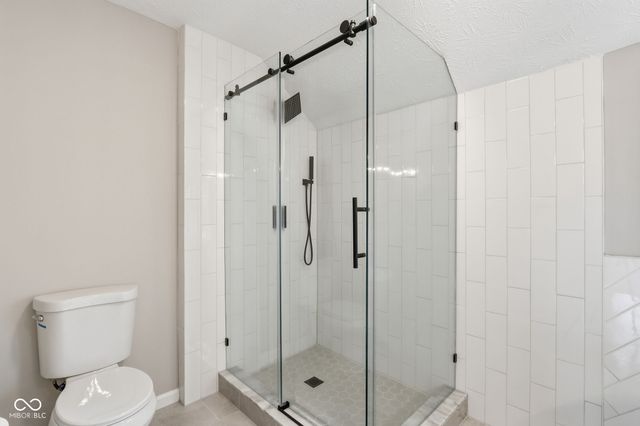 11021 Brentwood Avenue, Zionsville, IN 46077