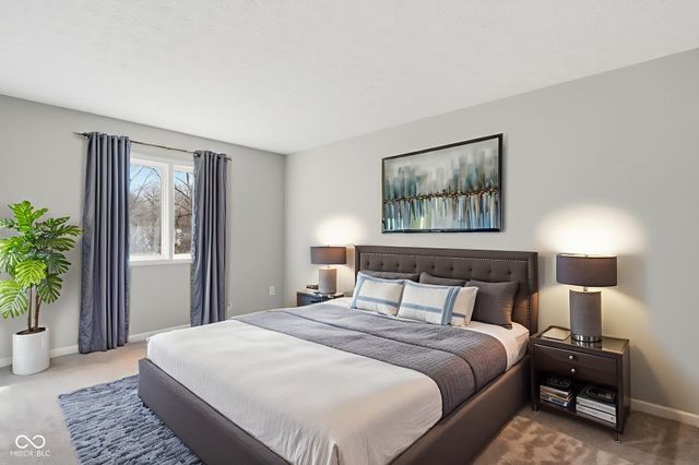 11021 Brentwood Avenue, Zionsville, IN 46077