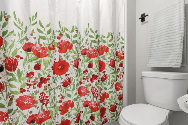 11021 Brentwood Avenue, Zionsville, IN 46077