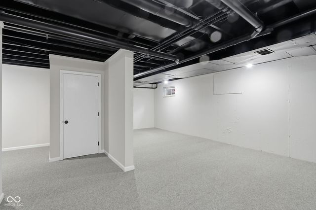 11021 Brentwood Avenue, Zionsville, IN 46077