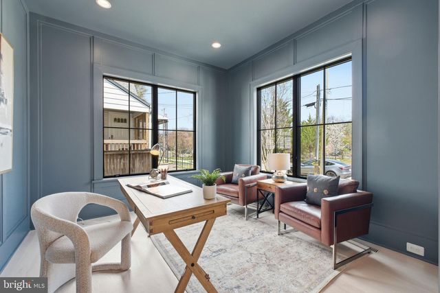 802 N EDGEWOOD ST, Arlington, VA 22201