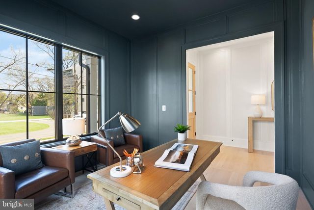 802 N EDGEWOOD ST, Arlington, VA 22201