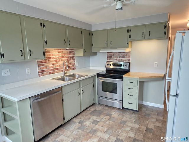 11 Union Place, Manchester, CT 06042