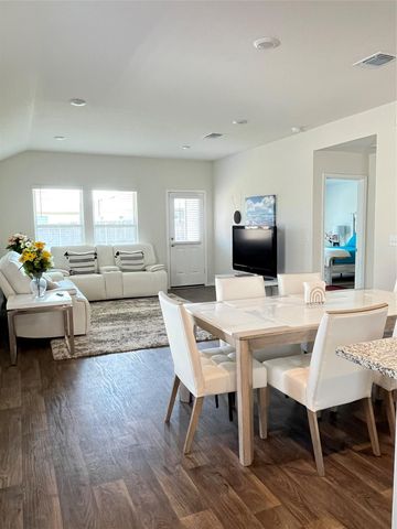 12313 Token TRL, Elgin, TX 78621