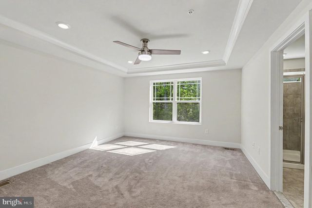 238 WATERSTONE RD, Essex, MD 21221