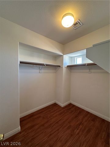 903 Sterling Thorn Court, Las Vegas, NV 89183