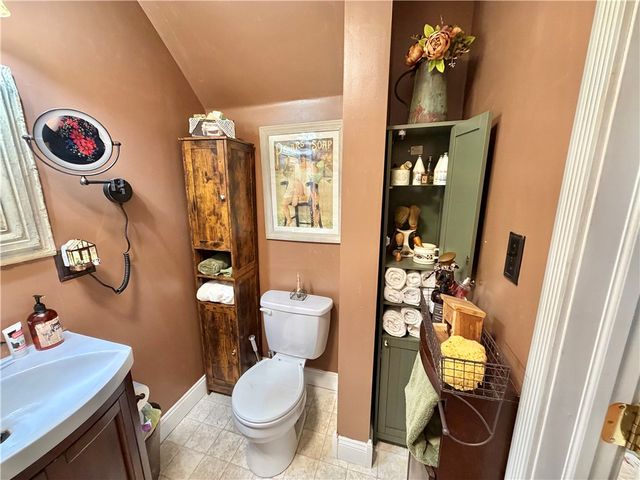 46 South Washington Avenue, Oxford, NY 13830