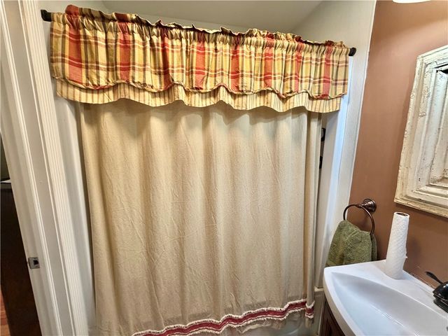 46 South Washington Avenue, Oxford, NY 13830