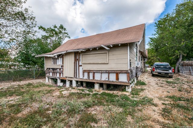510 AVONDALE AVE, San Antonio, TX 78223