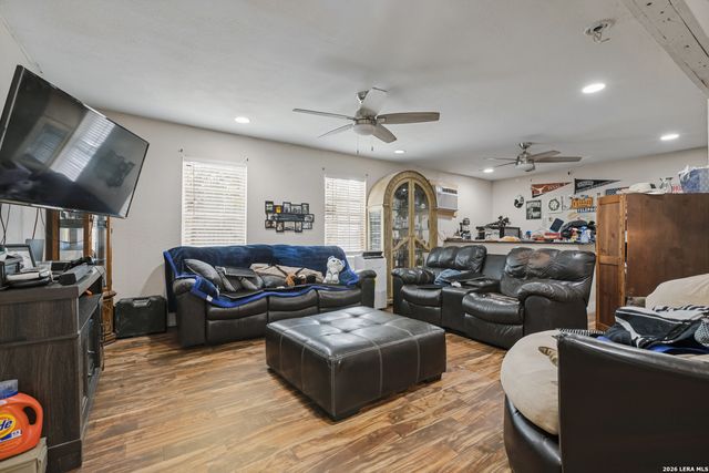 510 AVONDALE AVE, San Antonio, TX 78223