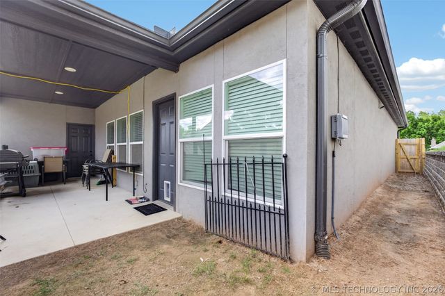 3311 Harbour Town Place, Claremore, OK 74019