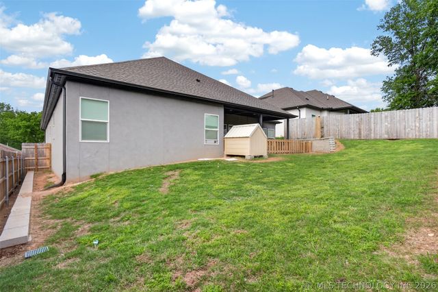 3311 Harbour Town Place, Claremore, OK 74019