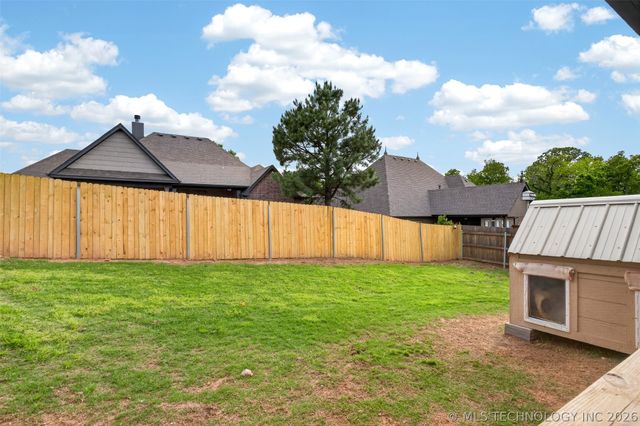 3311 Harbour Town Place, Claremore, OK 74019
