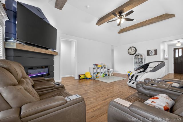 3311 Harbour Town Place, Claremore, OK 74019