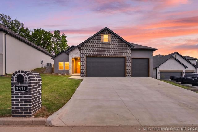 3311 Harbour Town Place, Claremore, OK 74019