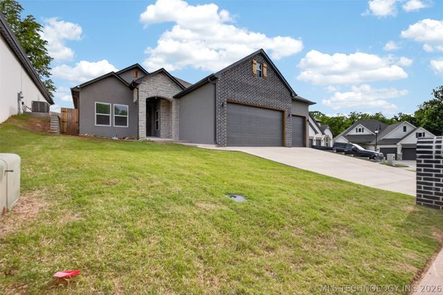 3311 Harbour Town Place, Claremore, OK 74019