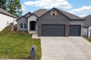 3311 Harbour Town Place, Claremore, OK 74019