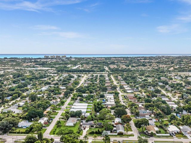 301 5TH Street, Jupiter, FL 33458