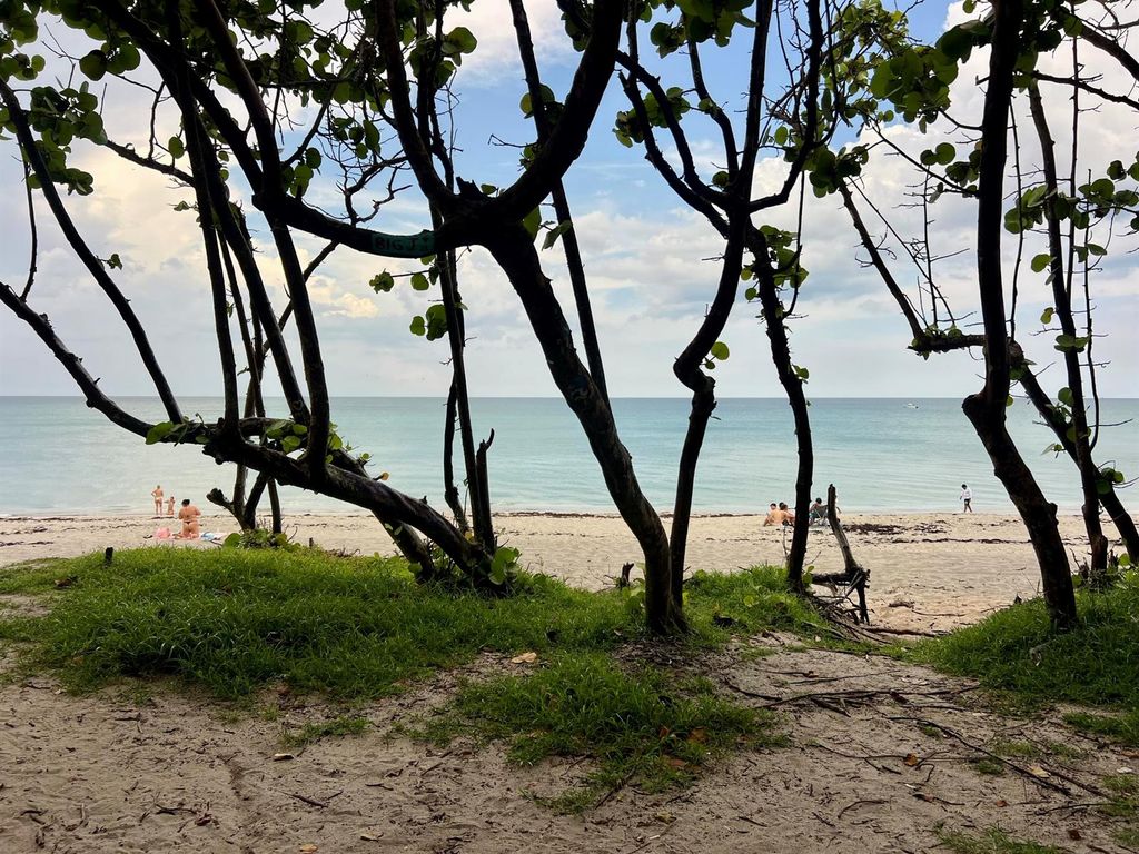 301 5TH Street, Jupiter, FL 33458