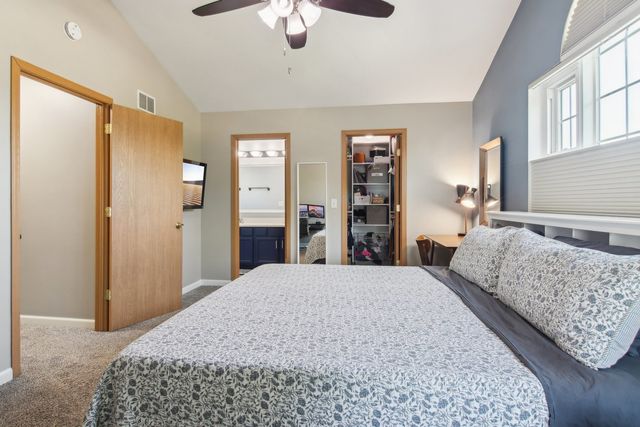 24339 W Apple Tree Lane, Plainfield, IL 60585