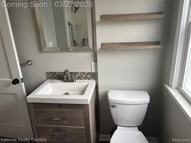 1885 West Boulevard, Berkley, MI 48072