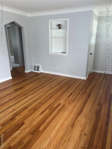 1885 West Boulevard, Berkley, MI 48072