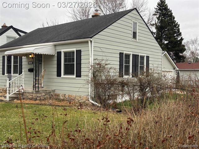 1885 West Boulevard, Berkley, MI 48072