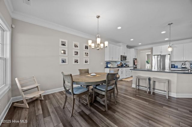 2225 Three Oaks Drive, Greenville, NC 27858