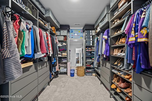 2225 Three Oaks Drive, Greenville, NC 27858