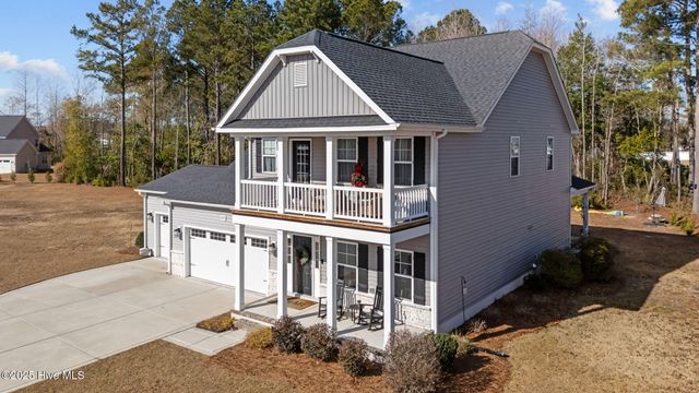 2225 Three Oaks Drive, Greenville, NC 27858