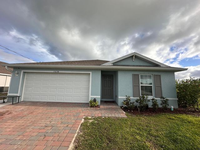 1634 NE 34th Street, Cape Coral, FL 33909