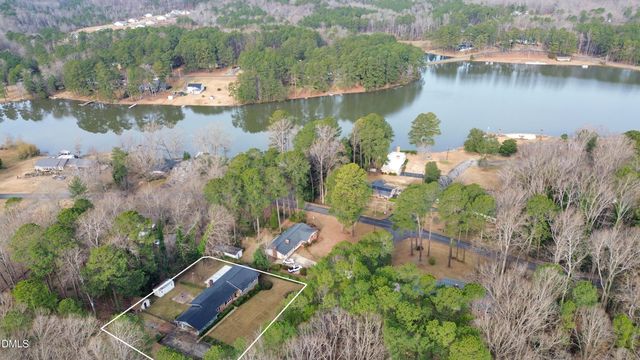 1104 Oldham Lake Road, Sanford, NC 27330