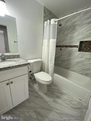 8900 SHAMROCK CT, Springfield, VA 22152