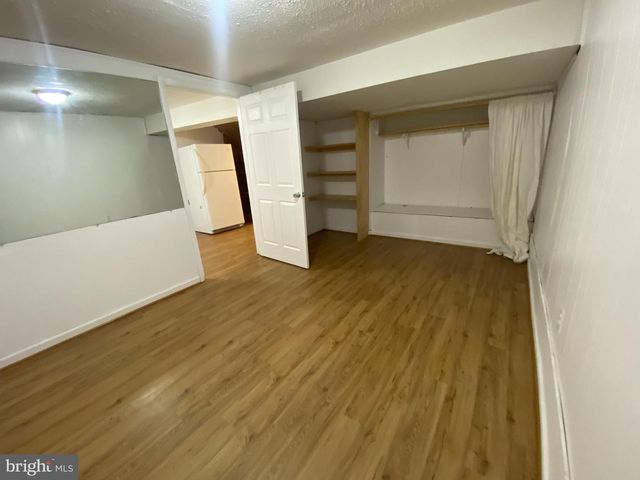 8900 SHAMROCK CT, Springfield, VA 22152