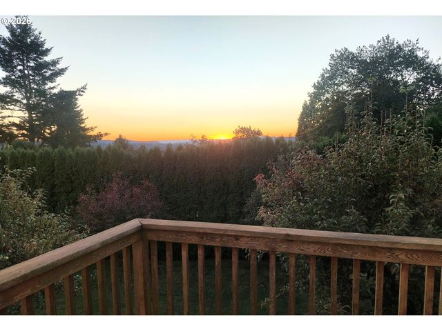 10787 Se 96TH Ct, Happy Valley, OR 97086