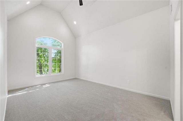 2634 SW Wintervalley Drive, Lee's Summit, MO 64081