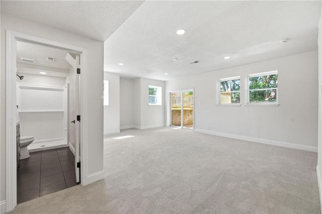 2634 SW Wintervalley Drive, Lee's Summit, MO 64081