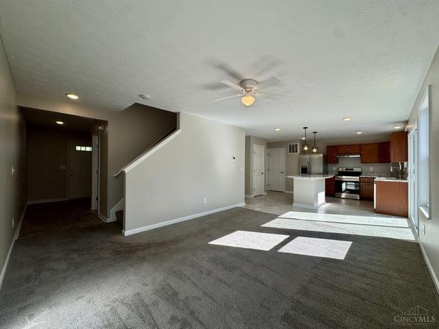 2905 Pine Leaf Court, Hamilton, OH 45103