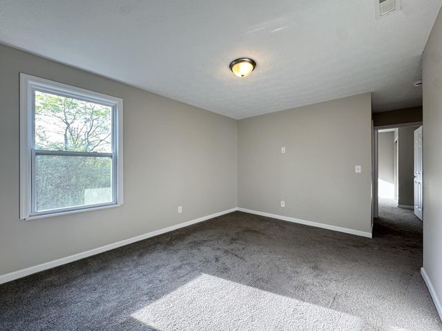 2905 Pine Leaf Court, Hamilton, OH 45103
