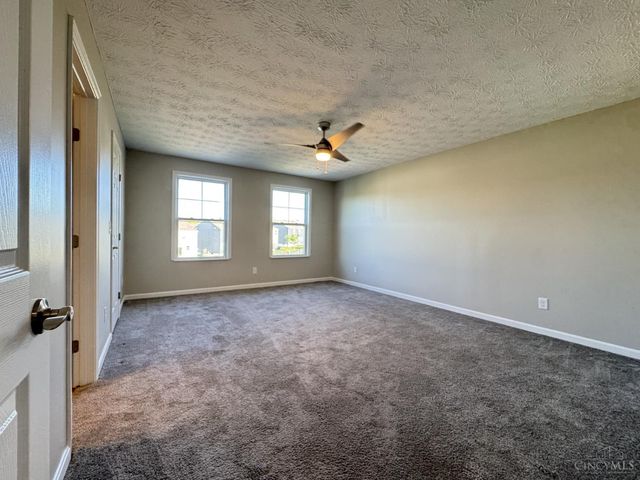 2905 Pine Leaf Court, Hamilton, OH 45103
