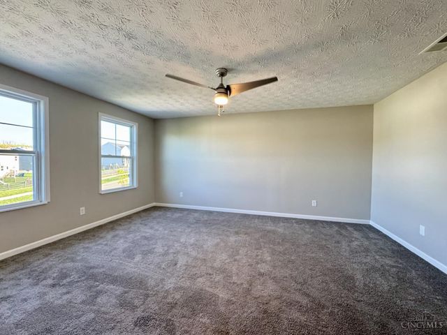 2905 Pine Leaf Court, Hamilton, OH 45103