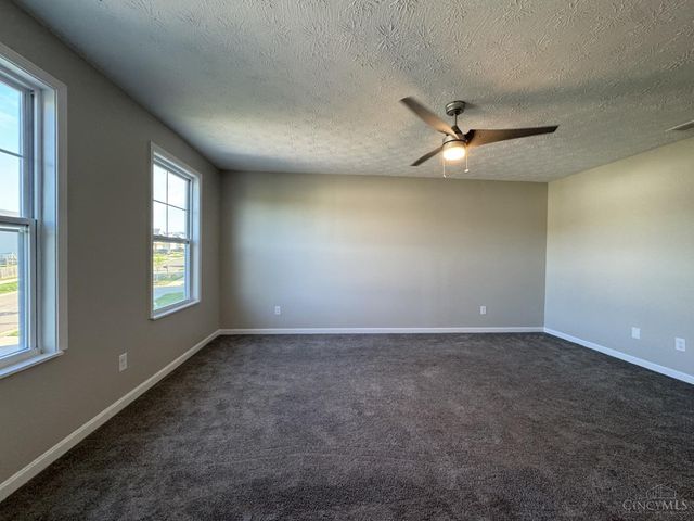 2905 Pine Leaf Court, Hamilton, OH 45103